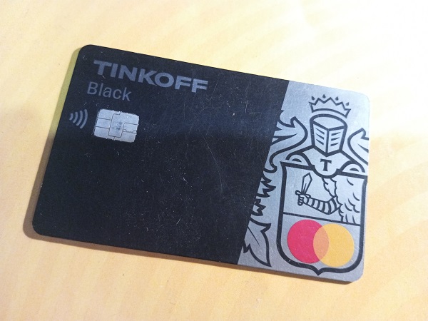 Дебетовая карта Tinkoff Black